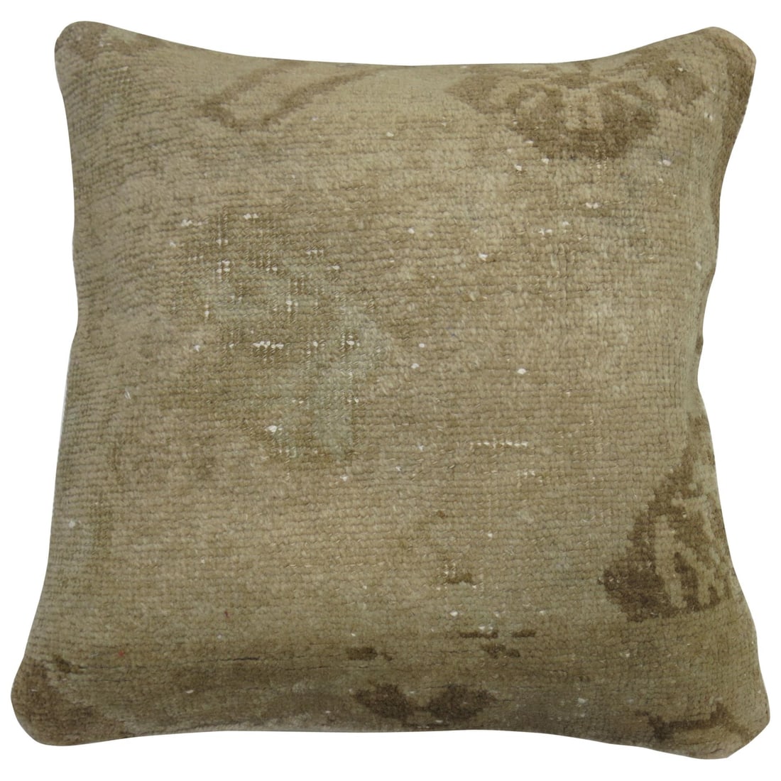 20 x 20 Vintage Turkish Oushak Rug Pillow: 20 x 20 Vintage Turkish Oushak Rug Pillow This pillow is crafted from a vintage Turkish Oushak rug, showcasing traditional patterns with a modern style. It features a combination of cotton, foam, and 