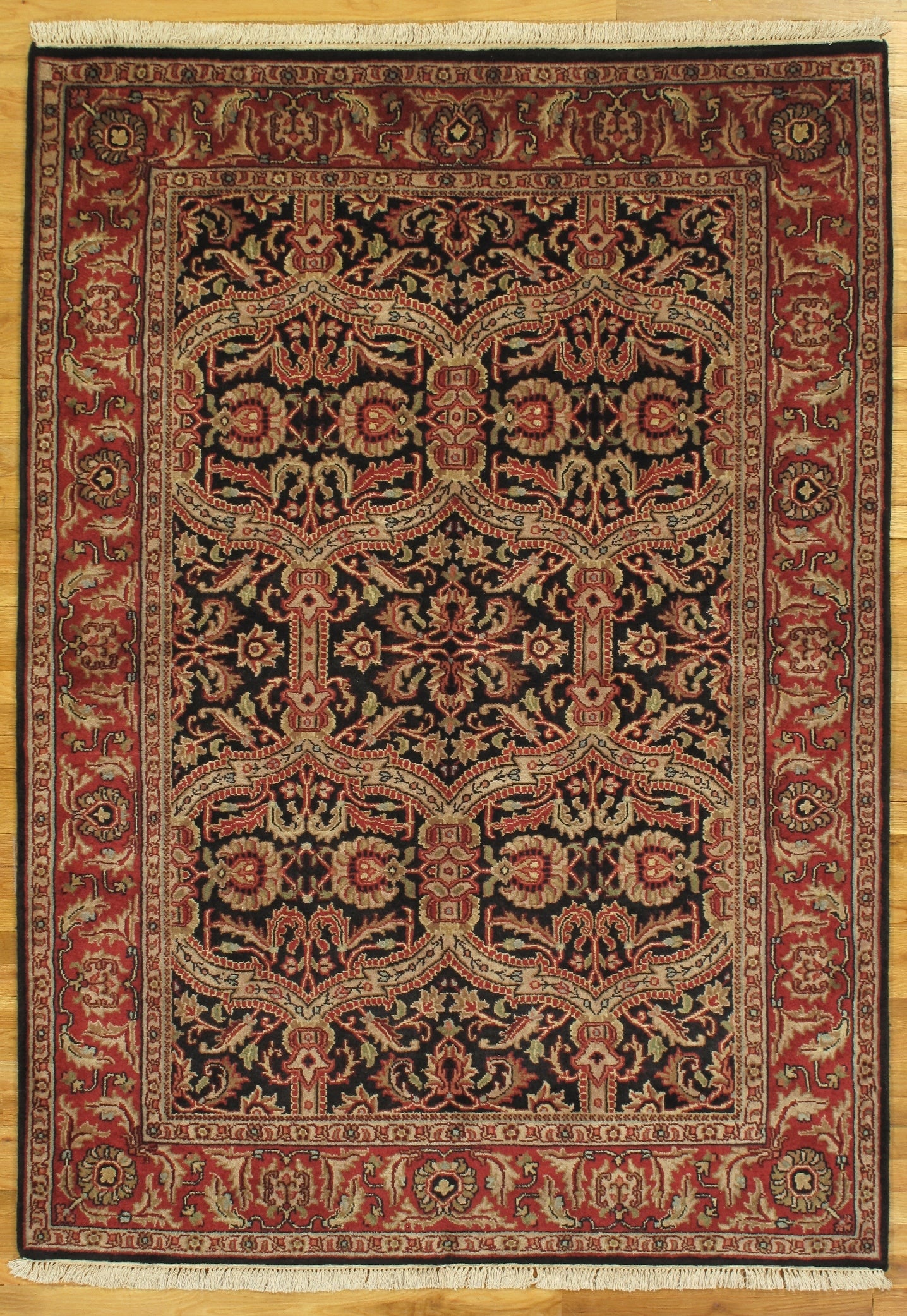 5' x 7.1' Handwoven Traditional Jaipur Area Rug in Black: 5' x 7.1' Handwoven Traditional Jaipur Area Rug in Black Free continental US Shipping Enhance your home with the timeless beauty of the Traditional Jaipur Rug, designed to combine bold geometric
