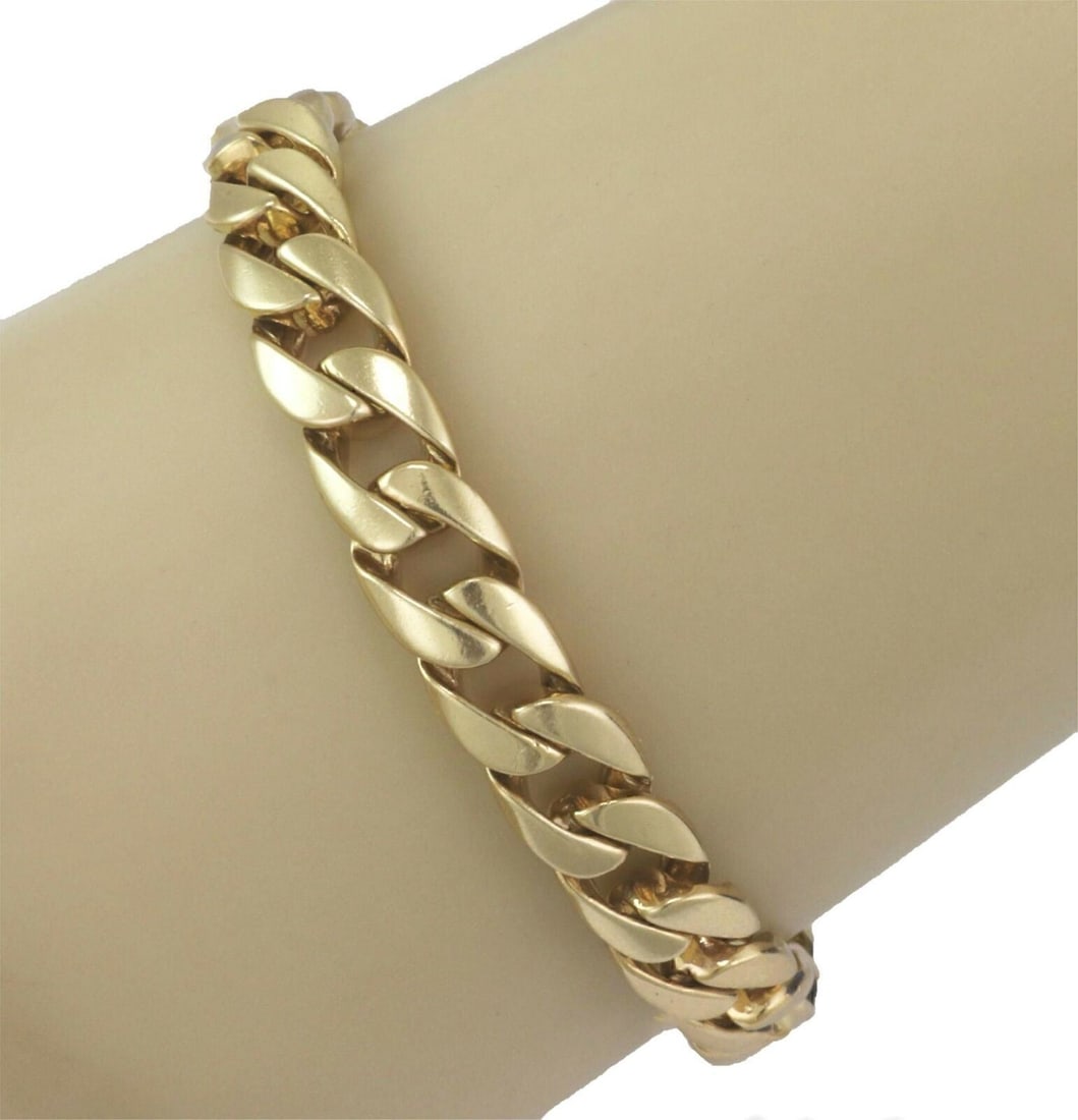 Vintage 8 inch 18k Yellow Gold Cuban Link Bracelet 64g 9mm (1 of 4)