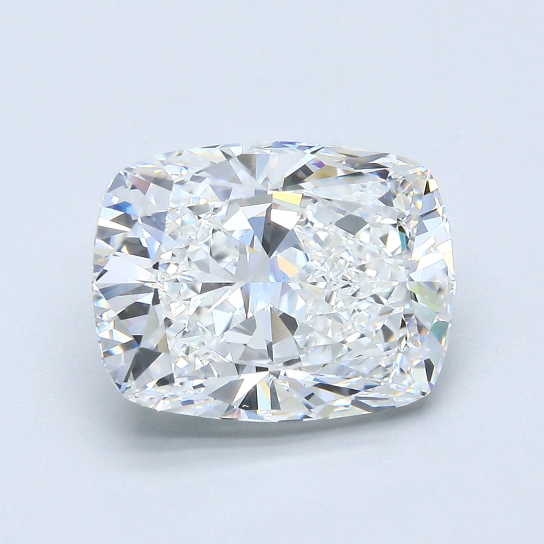 Loose Diamond - CUSHION 5.02ct G VS1: Loose Diamond - CUSHION 5.02ct G VS1 Source: Natural Mined Diamond Shape: CUSHION Carats: 5.02 Color: G Clarity: VS1 Certification: GIA Condition: Pre-Owned PLEASE NOTE: Framed, Large, or heavy items 