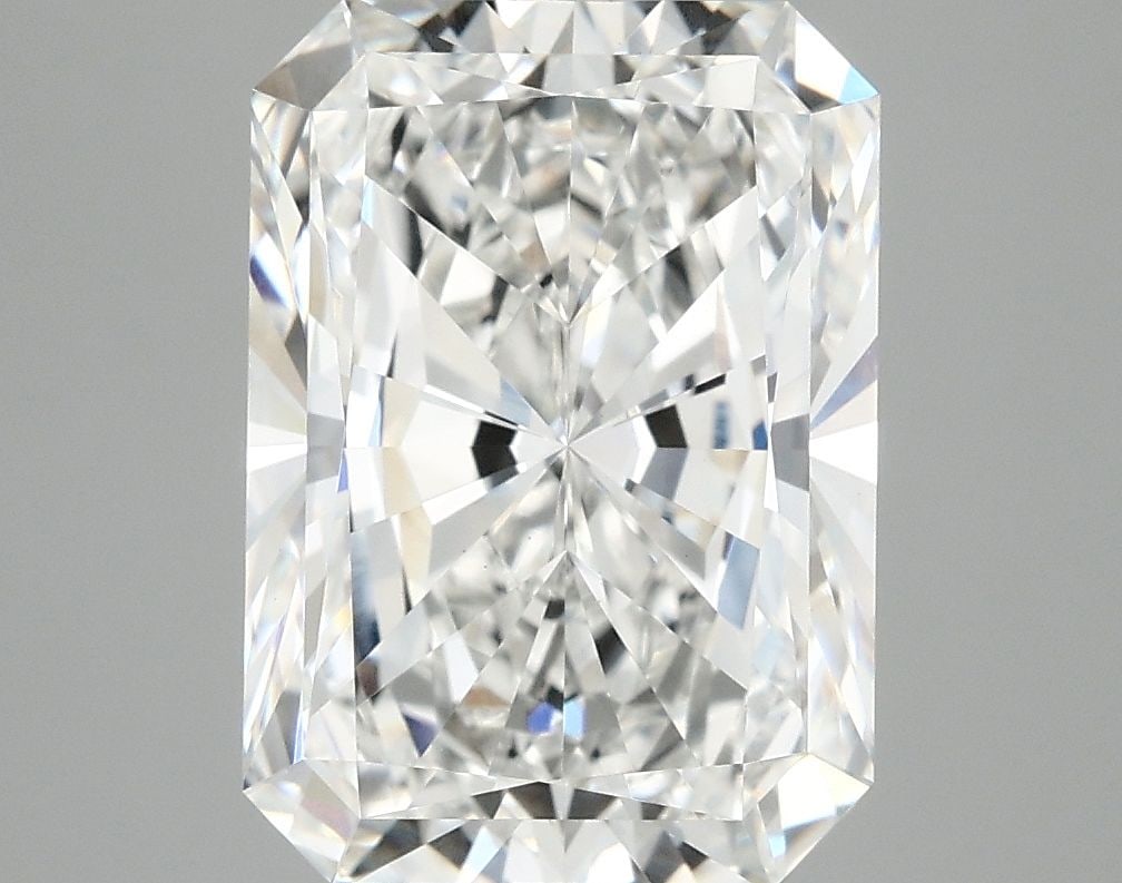 Loose Diamond - RADIANT 4.89ct E VS1: Loose Diamond - RADIANT 4.89ct E VS1 Source: This is a real non-mined Diamond that has been grown in a lab Shape: RADIANT Carats: 4.89 Color: E Clarity: VS1 Certification: IGI Video: