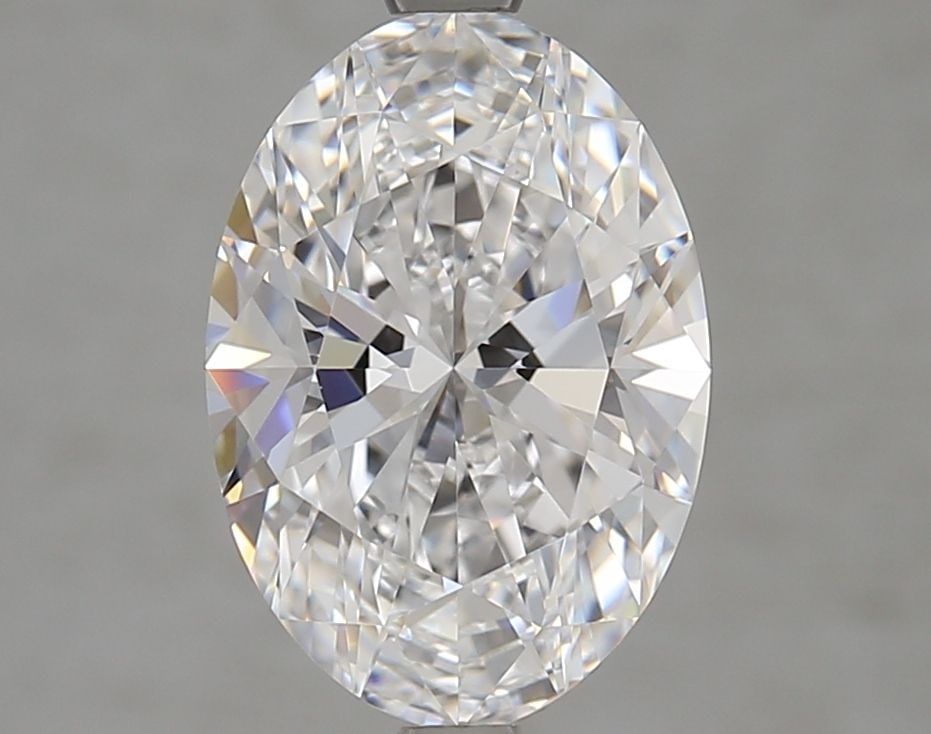 Loose Diamond - OVAL 3.13ct D VVS2: Loose Diamond - OVAL 3.13ct D VVS2 Source: This is a real non-mined Diamond that has been grown in a lab Shape: OVAL Carats: 3.13 Color: D Clarity: VVS2 Certification: GIA Video: