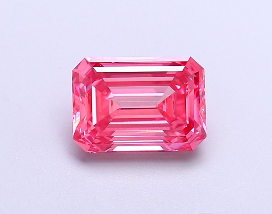 Loose Diamond - EMERALD 1.54ct Fancy Vivid Pink VS1: Loose Diamond - EMERALD 1.54ct Fancy Vivid Pink VS1 Source: This is a real non-mined Diamond that has been grown in a lab Shape: EMERALD Carats: 1.54 Color: Fancy Vivid Pink Certification: IGI Video: