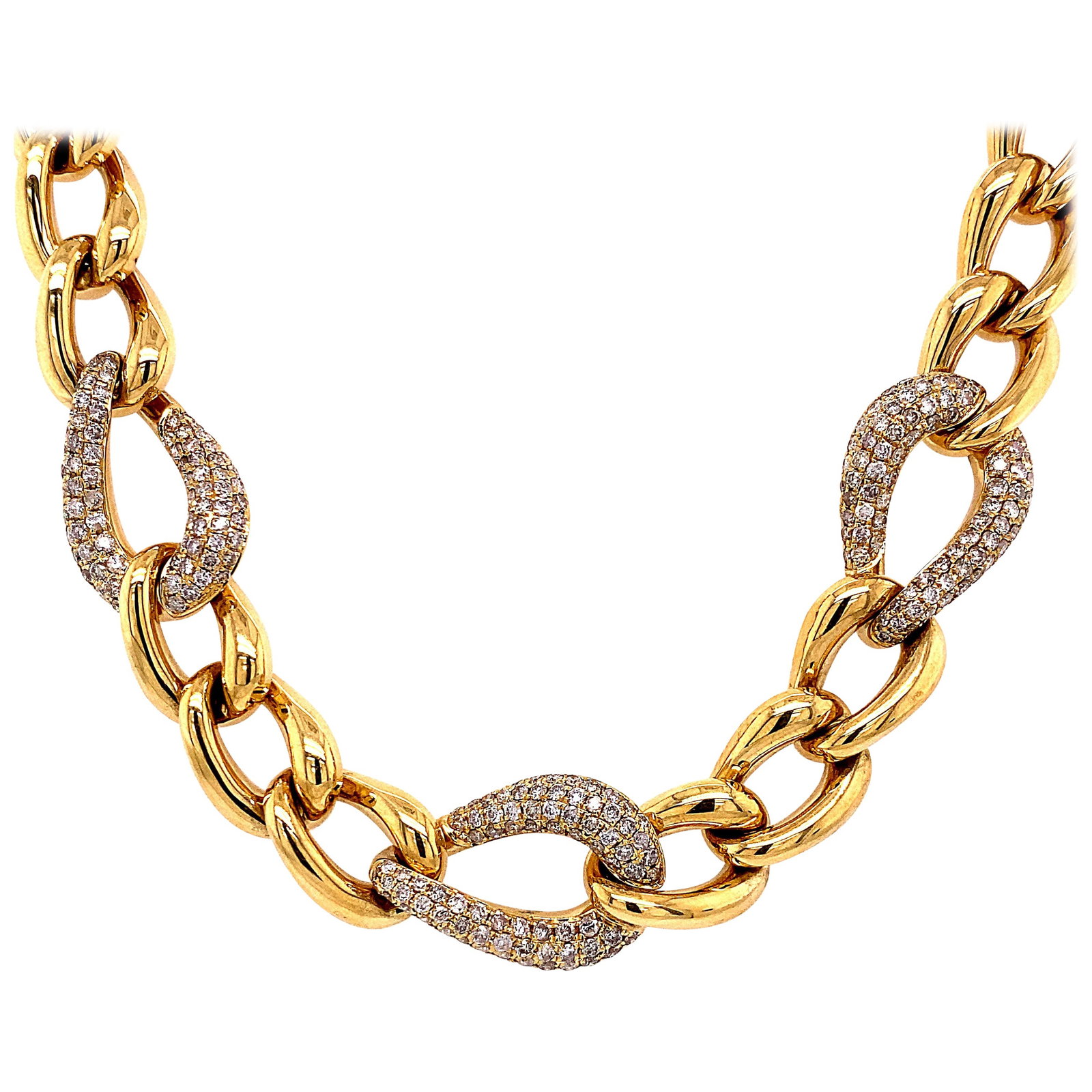 8.21ct Diamond Cuban Link Necklace 18k Gold with GIA Appraisal: 8.21ct Diamond Cuban Link Necklace 18k Gold with GIA Appraisal Presenting a stunning contemporary Cuban link necklace, featuring a total of 8.21 carats of round diamonds set in luxurious 18k yellow go