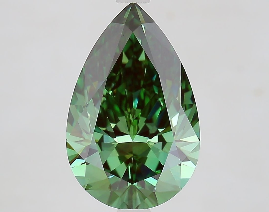 Loose Diamond - PEAR 3.87ct Fancy Vivid Green VVS2: Loose Diamond - PEAR 3.87ct Fancy Vivid Green VVS2 Source: This is a real non-mined Diamond that has been grown in a lab Shape: PEAR Carats: 3.87 Color: Fancy Vivid Green Certification: IGI Video: