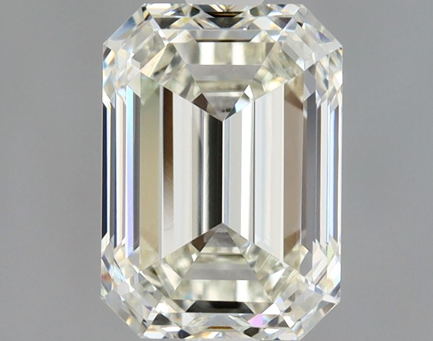 Loose Diamond - EMERALD 1.5ct K VS1: Loose Diamond - EMERALD 1.5ct K VS1 Source: Natural Mined Diamond Shape: EMERALD Carats: 1.5 Color: K Clarity: VS1 Certification: GIA Condition: Pre-Owned PLEASE NOTE: Framed, Large, or heavy items do