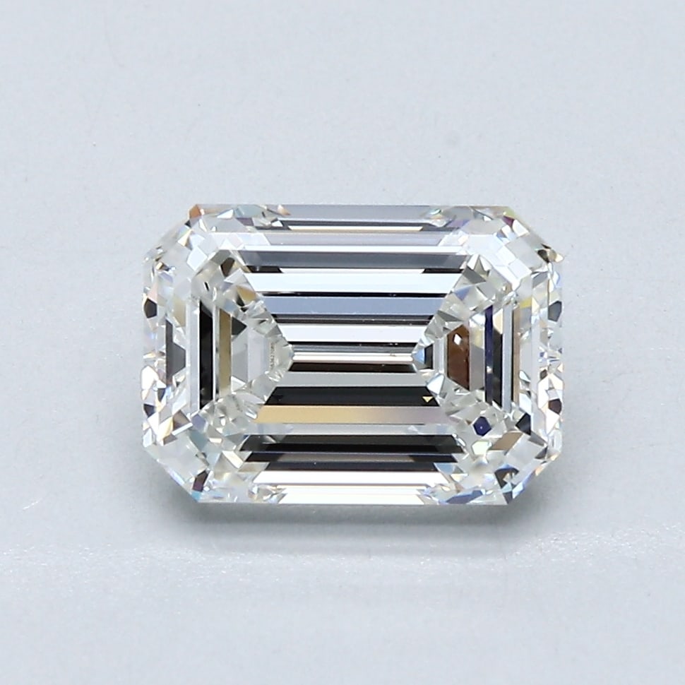 Loose Diamond - EMERALD 2.01ct H VS2: Loose Diamond - EMERALD 2.01ct H VS2 Source: Natural Mined Diamond Shape: EMERALD Carats: 2.01 Color: H Clarity: VS2 Certification: GIA Condition: Pre-Owned PLEASE NOTE: Framed, Large, or heavy items 