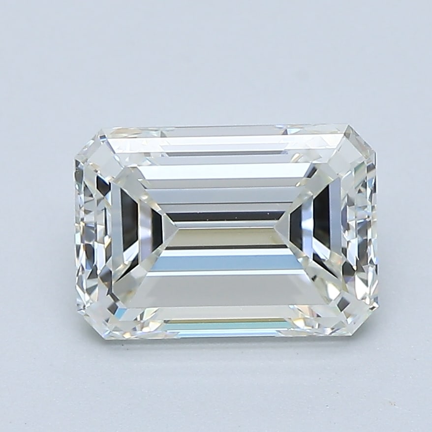Loose Diamond - EMERALD 2ct I VVS2: Loose Diamond - EMERALD 2ct I VVS2 Source: Natural Mined Diamond Shape: EMERALD Carats: 2 Color: I Clarity: VVS2 Certification: GIA Condition: Pre-Owned PLEASE NOTE: Framed, Large, or heavy items do n