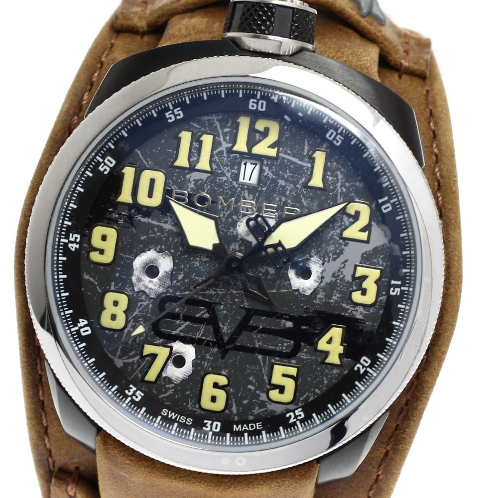Bomberg BOLT-68 Pilot Vintage Date Quartz Men's Wristwatch: Bomberg BOLT-68 Pilot Vintage Date Quartz Men's Wristwatch This pre-owned BOMBERG BOLT-68 Pilot Vintage Date Quartz men's wristwatch features a stainless steel case and a gray dial, paired with a leat