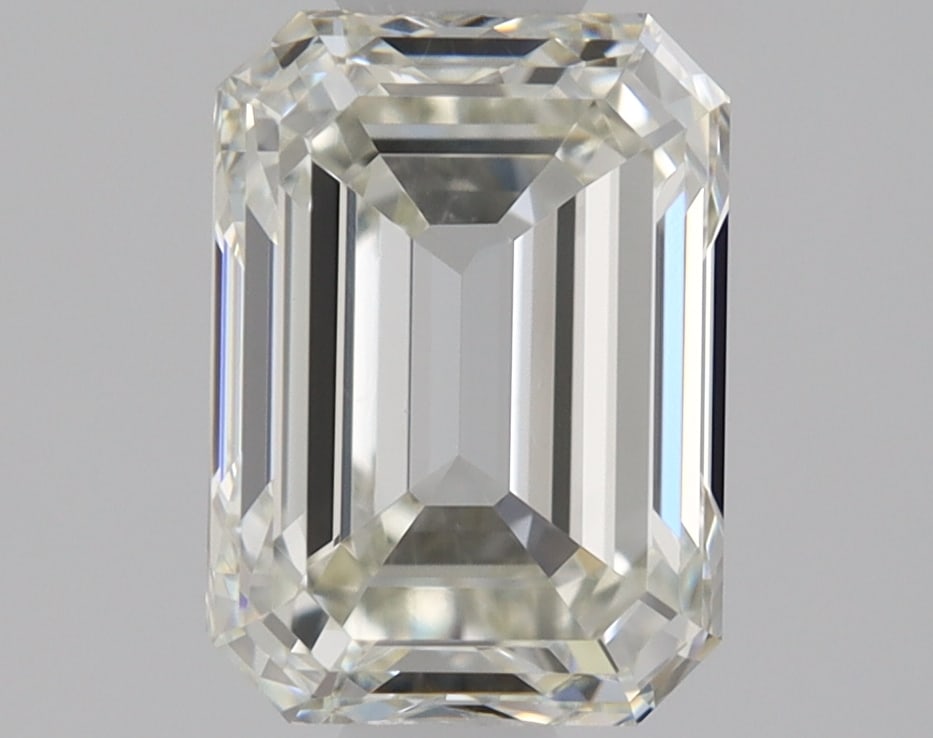 Loose Diamond - EMERALD 1.2ct J VS1: Loose Diamond - EMERALD 1.2ct J VS1 Source: Natural Mined Diamond Shape: EMERALD Carats: 1.2 Color: J Clarity: VS1 Certification: GIA Condition: Pre-Owned PLEASE NOTE: Framed, Large, or heavy items do