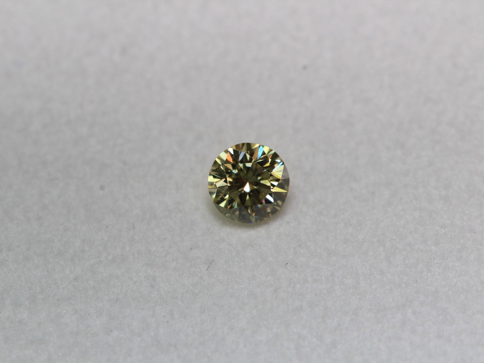Loose Diamond - ROUND 0.15ct Yellow I1: Loose Diamond - ROUND 0.15ct Yellow I1 Source: Natural Shape: ROUND Carats: 0.15 Color: Yellow Certification: GIA PLEASE NOTE: Framed, Large, or heavy items do not have shipping costs included. The ex