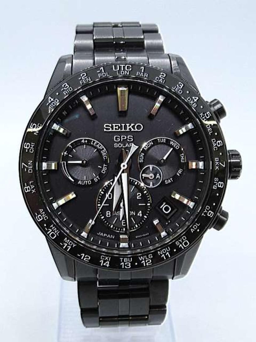 SEIKO Astron Mens Wristwatch Ceramic Titanium Model 5X53-0AB0: SEIKO Astron Mens Wristwatch Ceramic Titanium Model 5X53-0AB0 Pre-owned men's SEIKO Astron wristwatch, model 5X53-0AB0, made in Japan. It features a ceramic and titanium case, titanium band, sapphire 