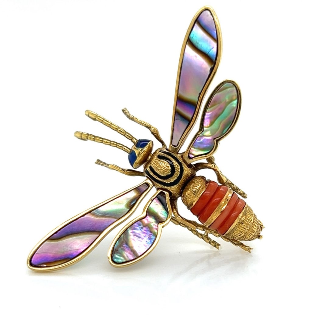 18K Yellow Gold Movable Fly Brooch with Coral Abalone and Lapis: 18K Yellow Gold Movable Fly Brooch with Coral Abalone and Lapis Vintage estate brooch featuring a movable fly motif crafted in 18k yellow gold. The sculptural design is detailed with natural coral, na