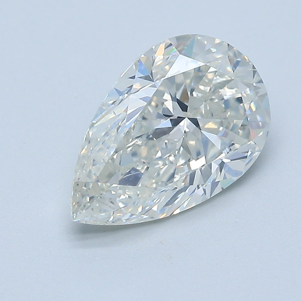 Loose Diamond - PEAR 2.2ct H SI2: Loose Diamond - PEAR 2.2ct H SI2 Source: Natural Mined Diamond Shape: PEAR Carats: 2.2 Color: H Clarity: SI2 Certification: GIA Condition: Pre-Owned PLEASE NOTE: Framed, Large, or heavy items do not h