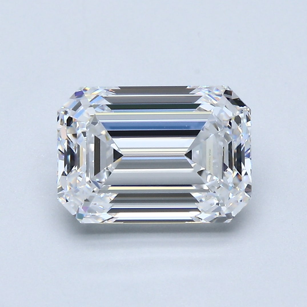 Loose Diamond - EMERALD 3.01ct D VS2: Loose Diamond - EMERALD 3.01ct D VS2 Source: Natural Mined Diamond Shape: EMERALD Carats: 3.01 Color: D Clarity: VS2 Certification: GIA Condition: Pre-Owned PLEASE NOTE: Framed, Large, or heavy items 