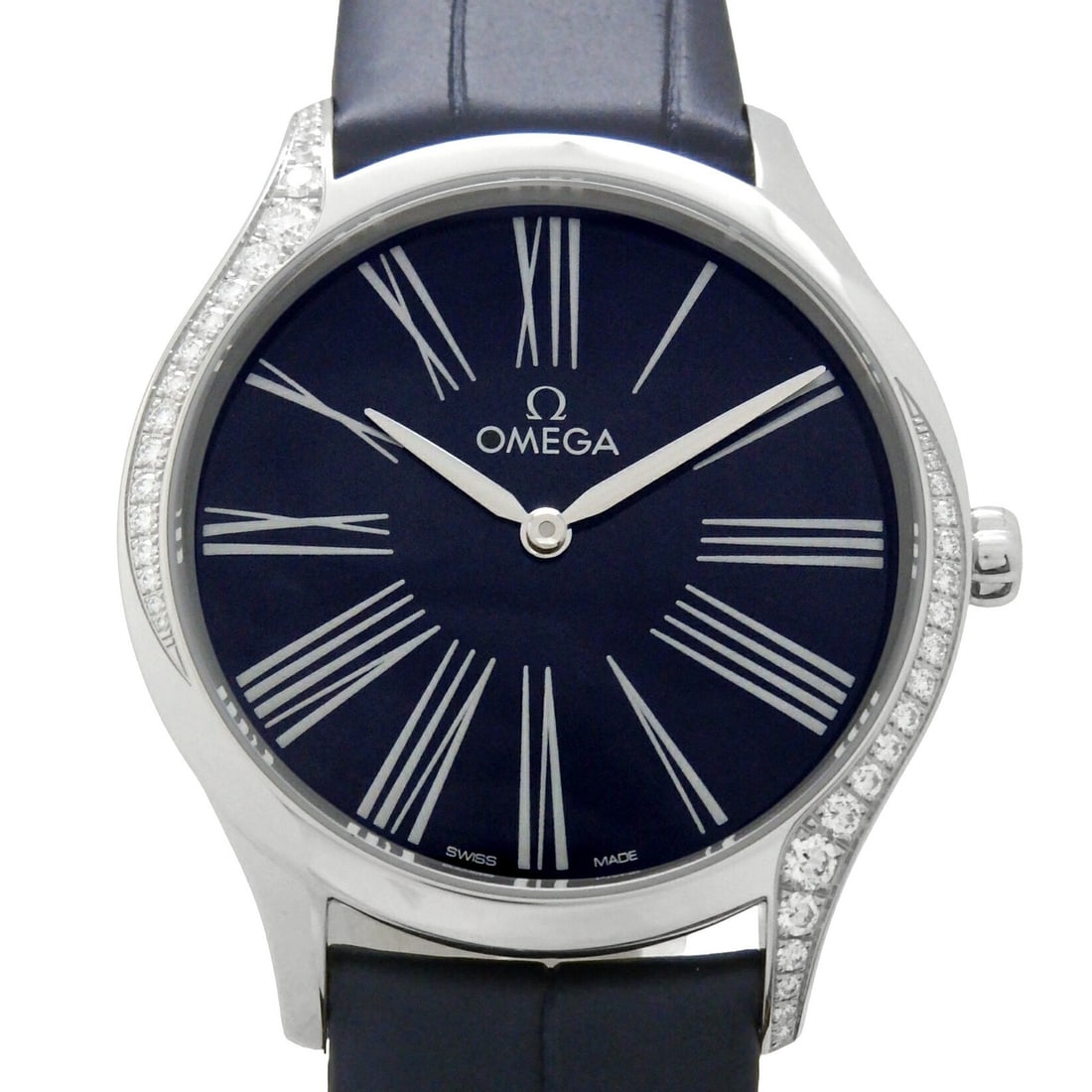 Omega De Ville Tresor womens quartz watch diamond bezel 428.18.36.60.03.001: Omega De Ville Tresor womens quartz watch diamond bezel 428.18.36.60.03.001 Omega De Ville Tresor ladies wristwatch, model 428.18.36.60.03.001, with diamond bezel. It is a pre-owned Quartz watch made 