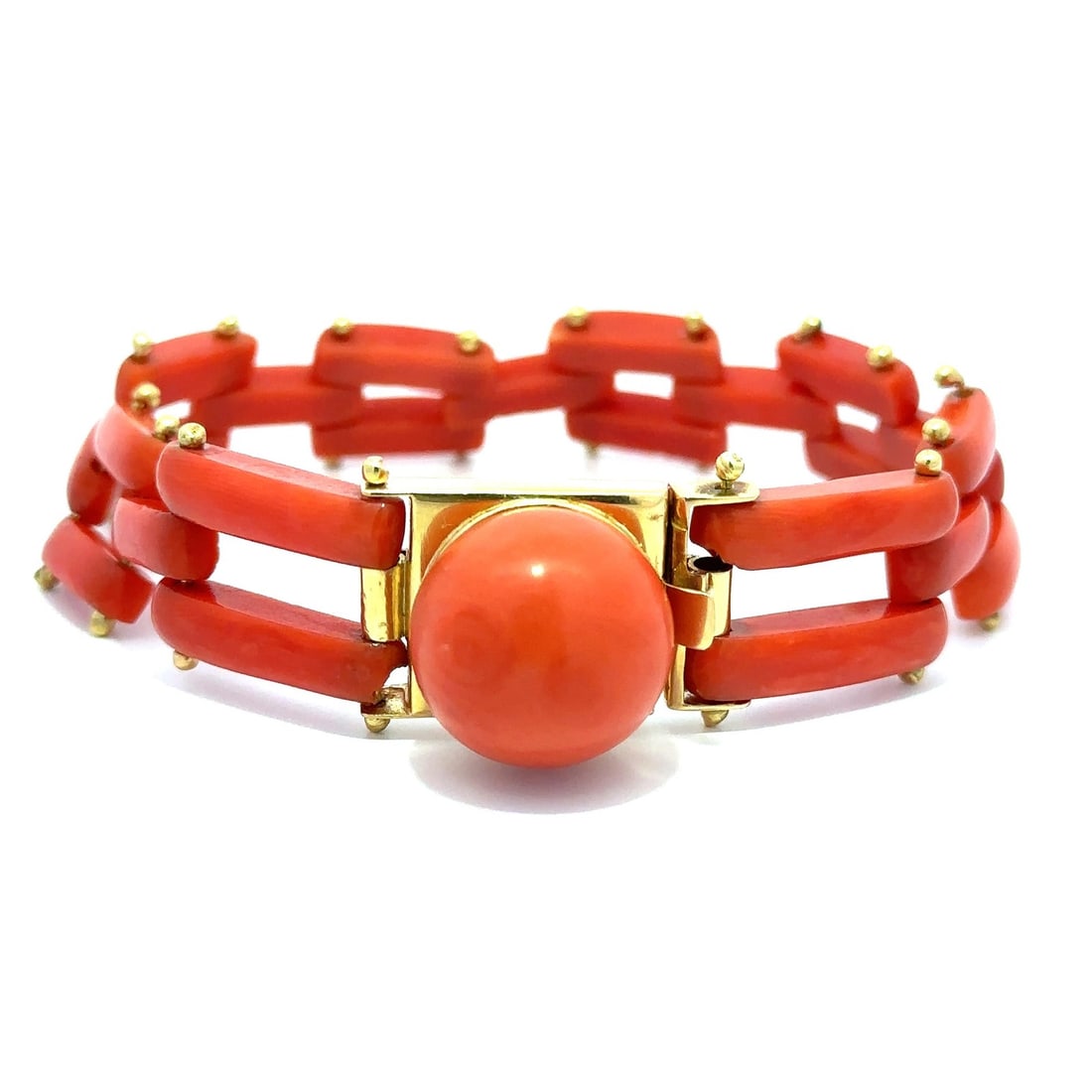 Vintage 18k Gold Mediterranean Coral Gate Bracelet with Custom Cuts: Vintage 18k Gold Mediterranean Coral Gate Bracelet with Custom Cuts This exquisite Vintage 18k Gold Custom & Button Mediterranean Italian Coral Gate Bracelet showcases a beautiful array of natural Med