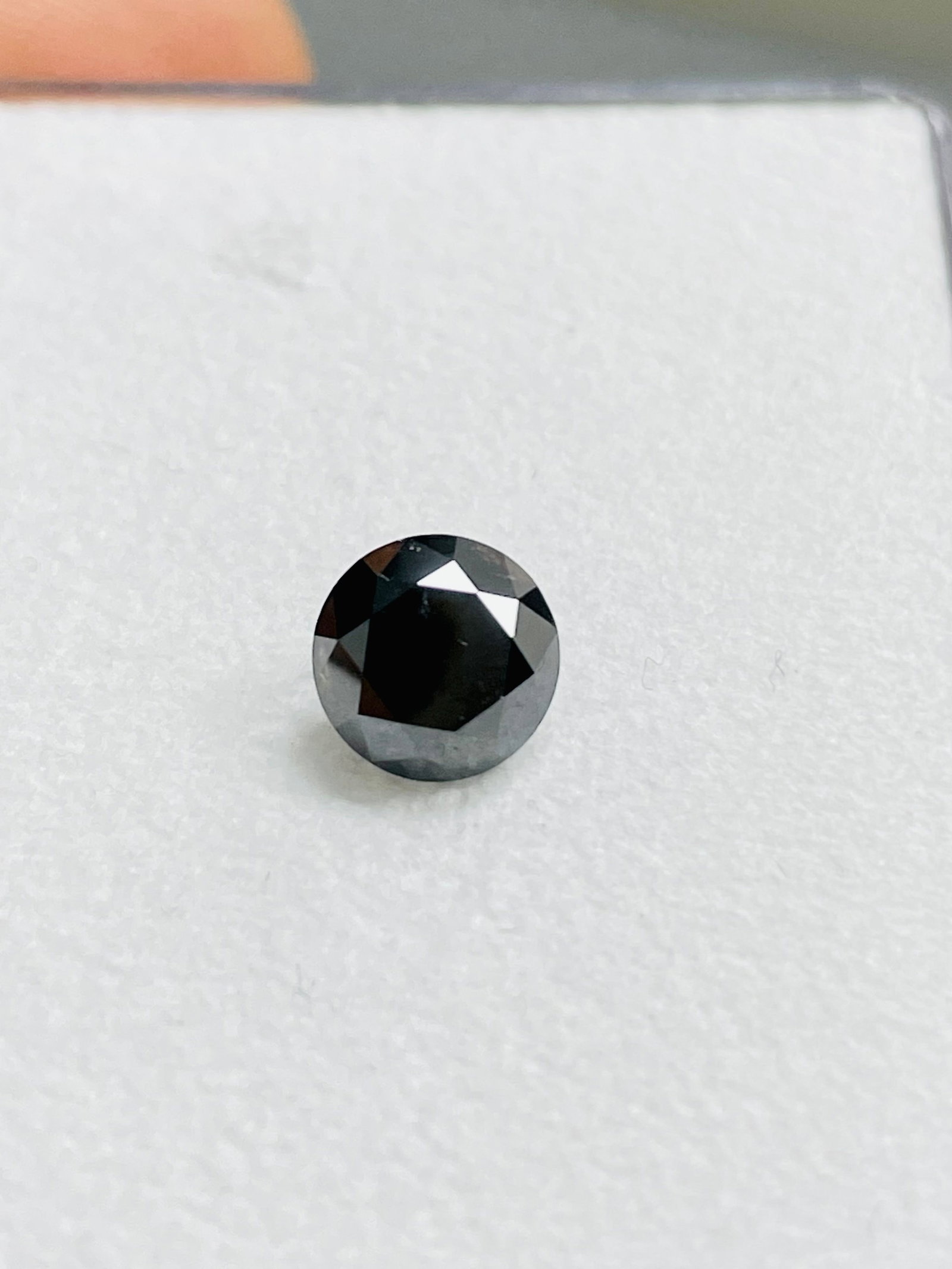 Loose Diamond - ROUND 1.64ct Fancy Black: Loose Diamond - ROUND 1.64ct Fancy Black Source: Natural Shape: ROUND Carats: 1.64 Color: Fancy Black Certification: GIA PLEASE NOTE: Framed, Large, or heavy items do not have shipping costs included.