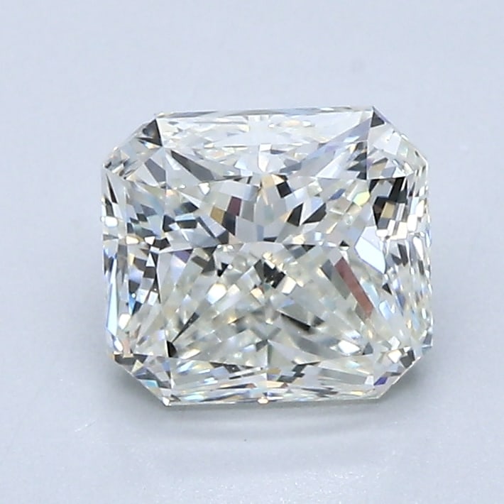 Loose Diamond - RADIANT 1.52ct K VVS2: Loose Diamond - RADIANT 1.52ct K VVS2 Source: Natural Mined Diamond Shape: RADIANT Carats: 1.52 Color: K Clarity: VVS2 Certification: GIA Condition: Pre-Owned PLEASE NOTE: Framed, Large, or heavy item
