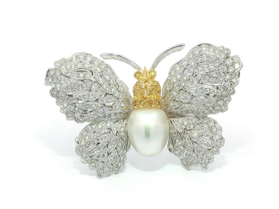 18k Gold Moth Butterfly Brooch with Pearl and Diamonds (1 of 9)