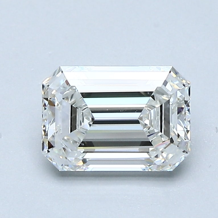 Loose Diamond - EMERALD 1.23ct G VS1: Loose Diamond - EMERALD 1.23ct G VS1 Source: Natural Mined Diamond Shape: EMERALD Carats: 1.23 Color: G Clarity: VS1 Certification: GIA Condition: Pre-Owned PLEASE NOTE: Framed, Large, or heavy items 