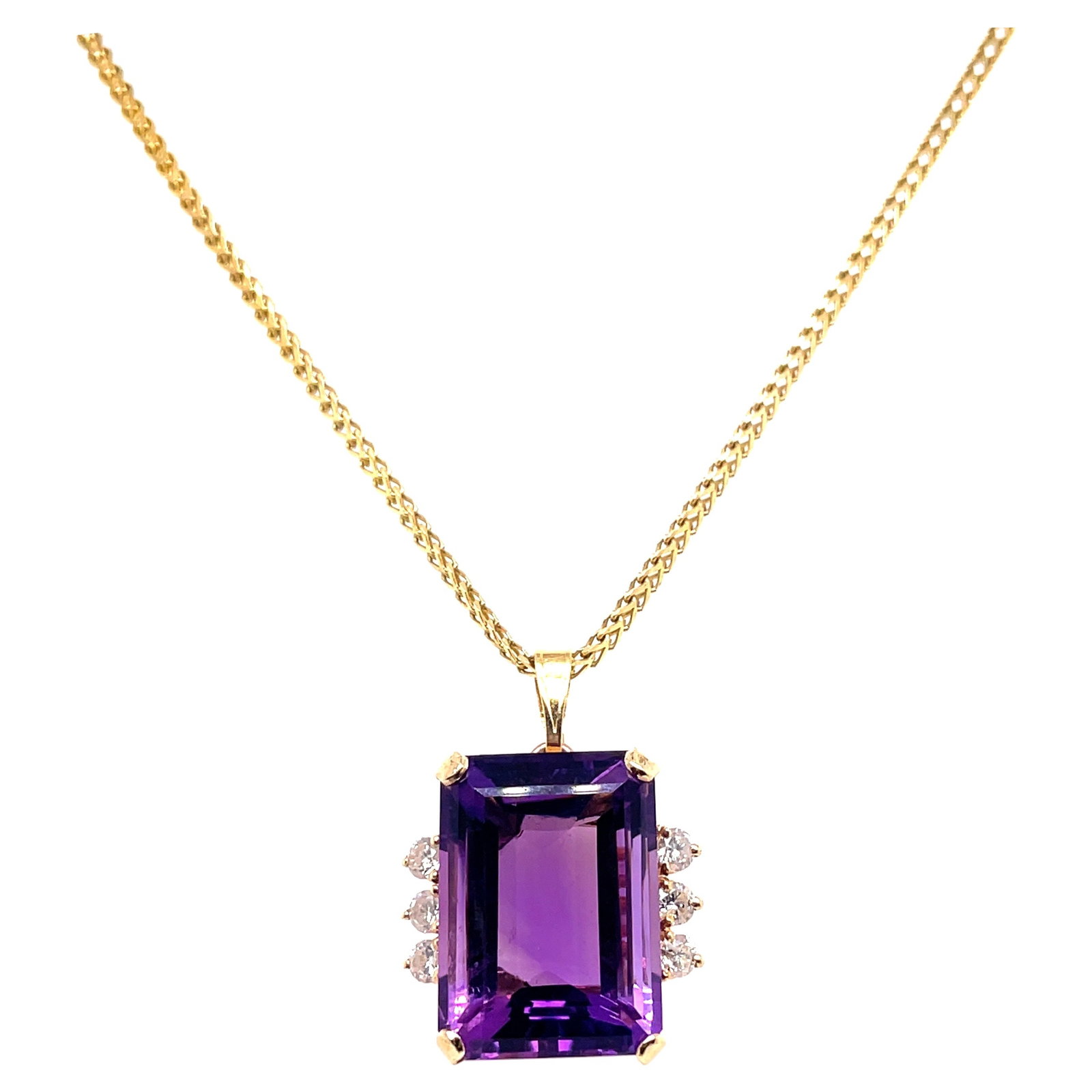 Vintage 14k Gold Amethyst Diamond Necklace Italian 21 in: Vintage 14k Gold Amethyst Diamond Necklace Italian 21 in This stunning vintage necklace features a beautiful purple amethyst and diamond set in 14 karat gold, showcasing Italian craftsmanship from the