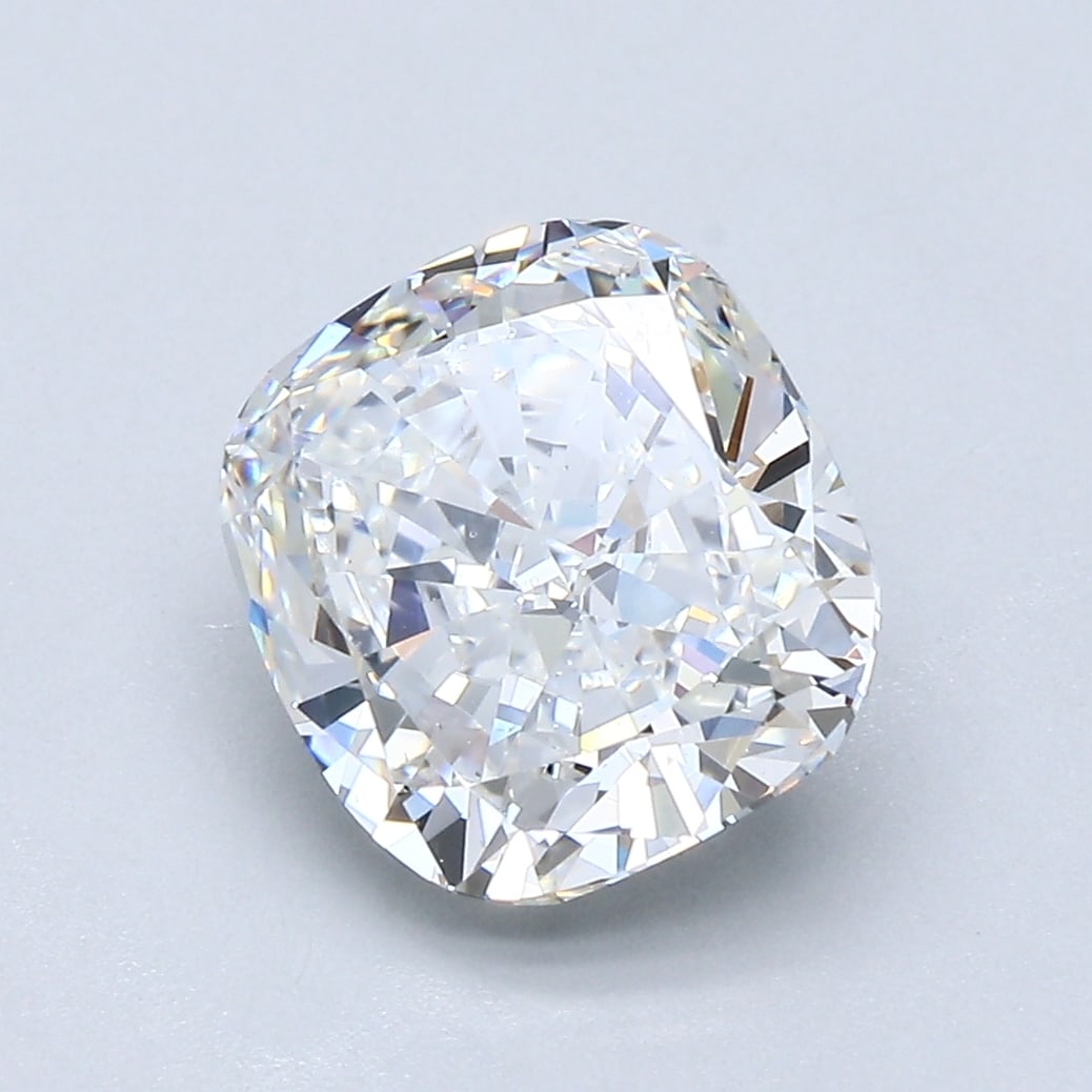 Loose Diamond - CUSHION 3.01ct G VS2: Loose Diamond - CUSHION 3.01ct G VS2 Source: Natural Mined Diamond Shape: CUSHION Carats: 3.01 Color: G Clarity: VS2 Certification: GIA Condition: Pre-Owned PLEASE NOTE: Framed, Large, or heavy items 