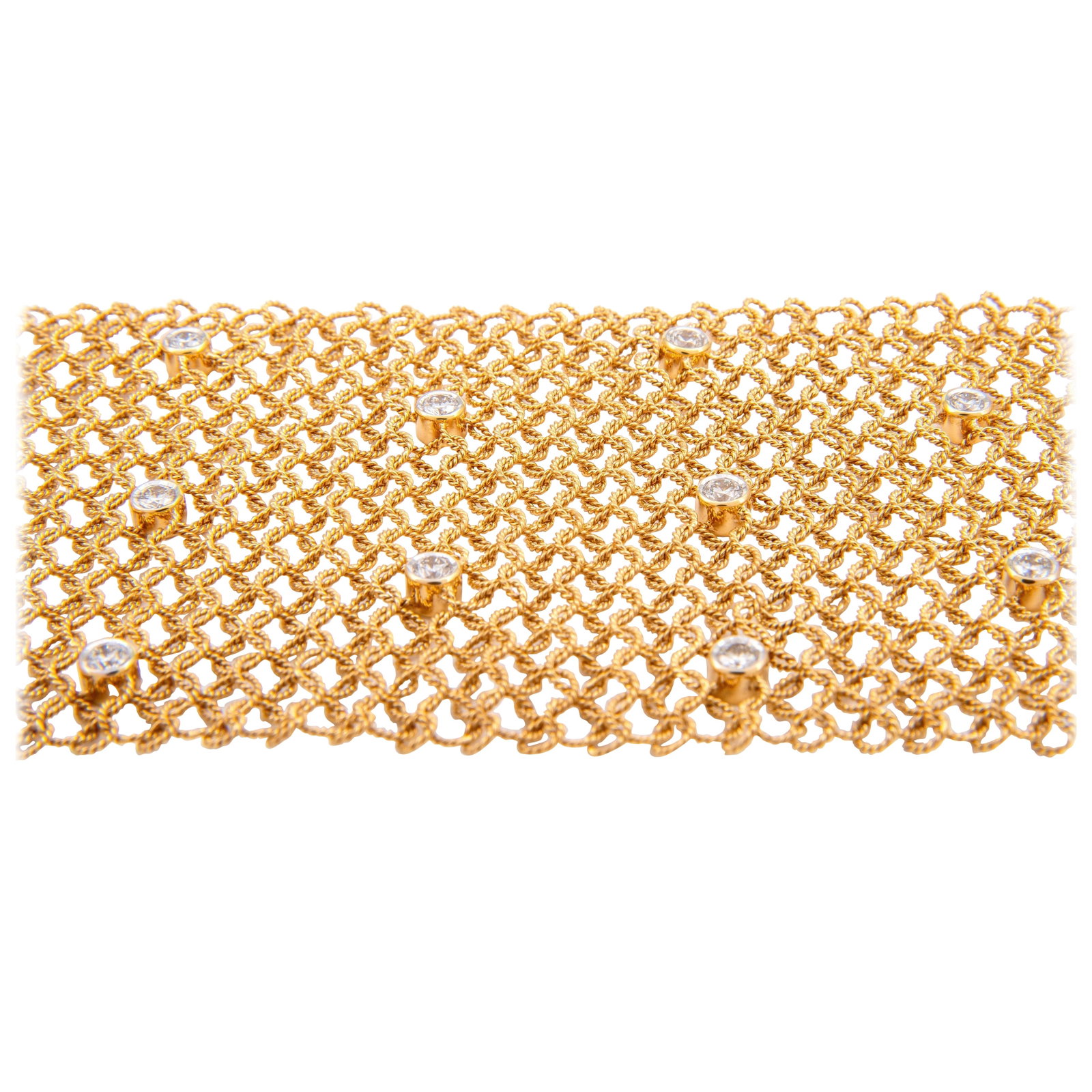 Italian 18k Yellow Gold Diamond Lace Bracelet 2.40ct GIA Appraisal: Italian 18k Yellow Gold Diamond Lace Bracelet 2.40ct GIA Appraisal This exquisite bracelet showcases the elegance of Italian craftsmanship, featuring a stunning design in 18k yellow gold adorned with 