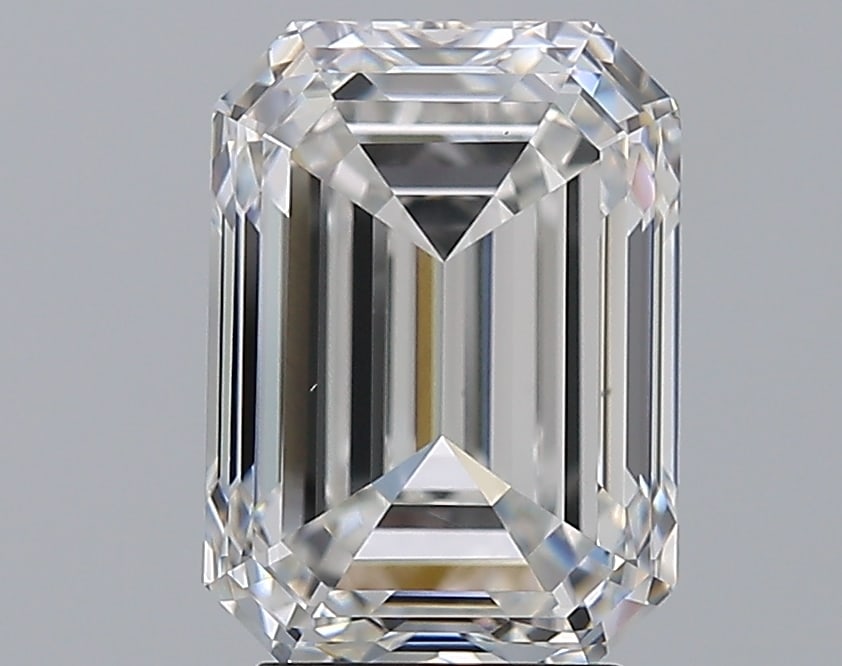 Loose Diamond - EMERALD 3.51ct D VS1: Loose Diamond - EMERALD 3.51ct D VS1 Source: Natural Mined Diamond Shape: EMERALD Carats: 3.51 Color: D Clarity: VS1 Certification: GIA Condition: Pre-Owned PLEASE NOTE: Framed, Large, or heavy items 