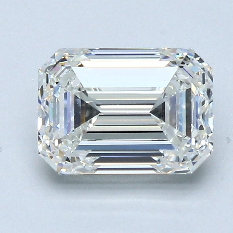 Loose Diamond - EMERALD 2.05ct J VVS2: Loose Diamond - EMERALD 2.05ct J VVS2 Source: Natural Mined Diamond Shape: EMERALD Carats: 2.05 Color: J Clarity: VVS2 Certification: GIA Condition: Pre-Owned PLEASE NOTE: Framed, Large, or heavy item