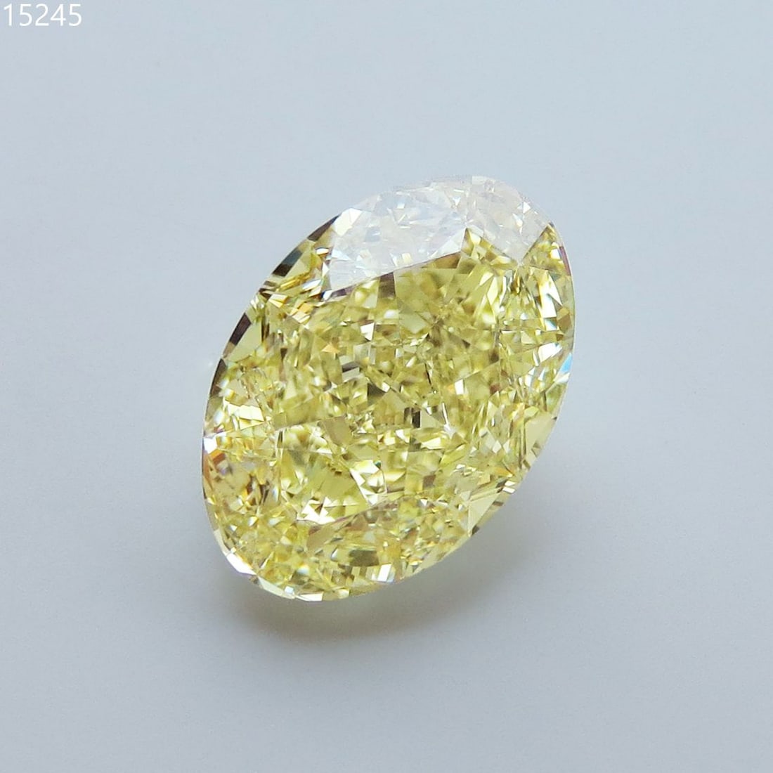 Loose Diamond - OVAL 7.69ct Fancy Yellow VS1: Loose Diamond - OVAL 7.69ct Fancy Yellow VS1 Source: Natural Shape: OVAL Carats: 7.69 Color: Fancy Yellow Certification: GIA PLEASE NOTE: Framed, Large, or heavy items do not have shipping costs inclu