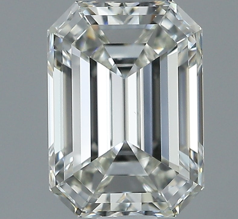 Loose Diamond - EMERALD 1.5ct I VS1: Loose Diamond - EMERALD 1.5ct I VS1 Source: Natural Mined Diamond Shape: EMERALD Carats: 1.5 Color: I Clarity: VS1 Certification: GIA Condition: Pre-Owned PLEASE NOTE: Framed, Large, or heavy items do