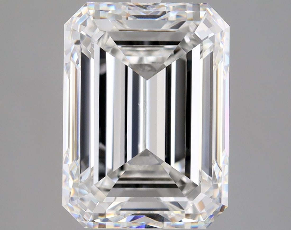 Loose Diamond - EMERALD 5.01ct F VS1: Loose Diamond - EMERALD 5.01ct F VS1 Source: Natural Mined Diamond Shape: EMERALD Carats: 5.01 Color: F Clarity: VS1 Certification: GIA Condition: Pre-Owned PLEASE NOTE: Framed, Large, or heavy items 
