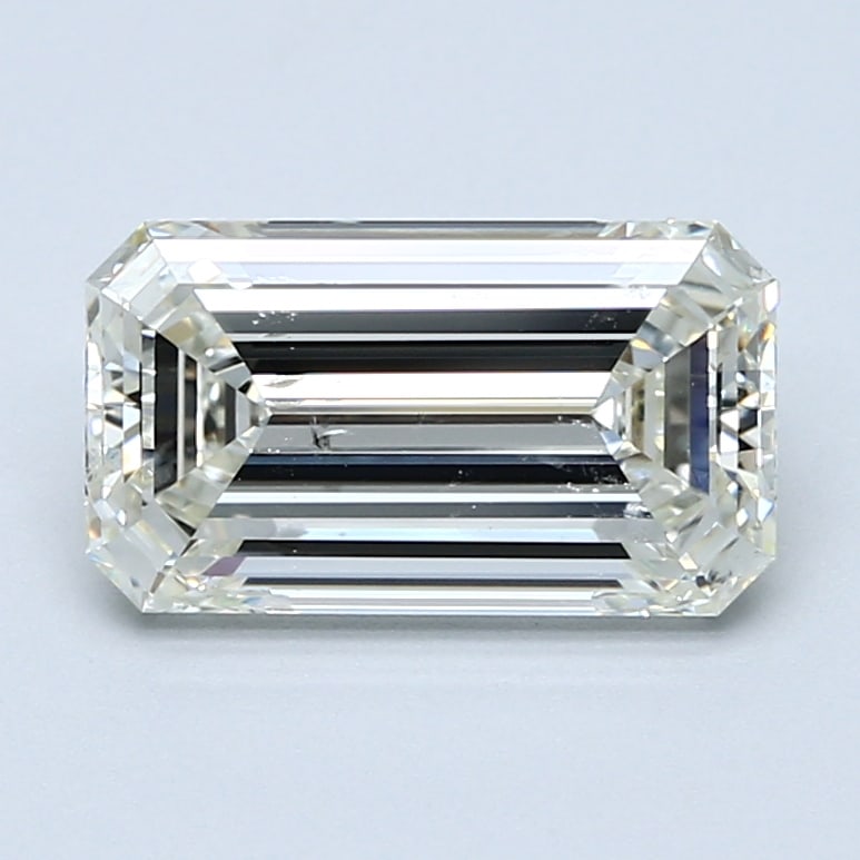Loose Diamond - EMERALD 2.72ct K SI2: Loose Diamond - EMERALD 2.72ct K SI2 Source: Natural Mined Diamond Shape: EMERALD Carats: 2.72 Color: K Clarity: SI2 Certification: GIA Condition: Pre-Owned PLEASE NOTE: Framed, Large, or heavy items 