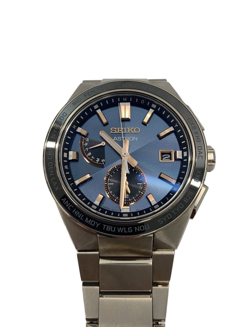 Seiko Astron Navy Men's Wristwatch 8B63-0BD0: Seiko Astron Navy Men's Wristwatch 8B63-0BD0 This SEIKO Astron 8B63-0BD0 men's wristwatch features a navy case and dial. The watch is pre-owned and shows slight signs of use, including stains and scra