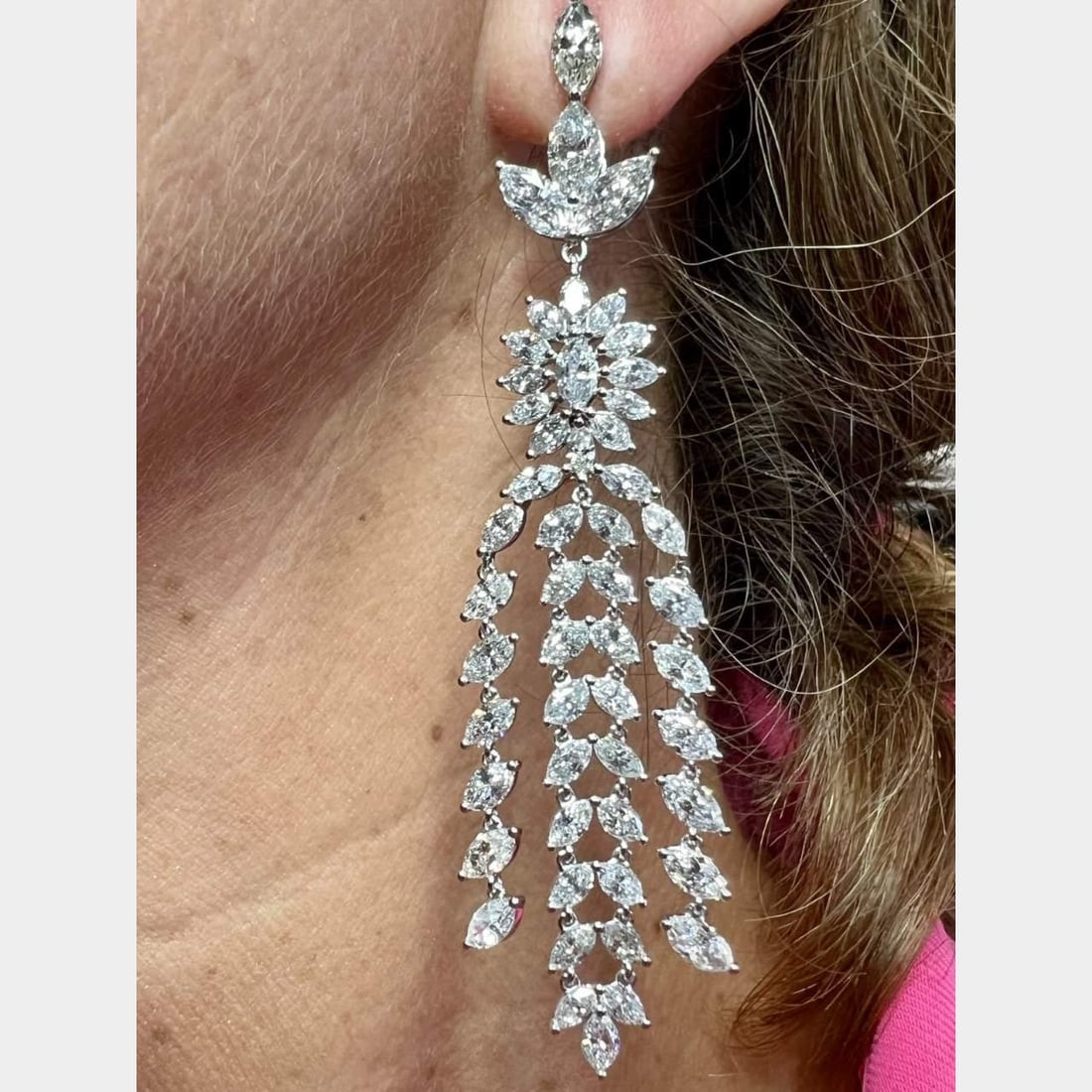 Stunning Platinum 26.00 Ct. Diamond Chandelier Earrings: Stunning Platinum 26.00 Ct. Diamond Chandelier Earrings Exquisite Platinum Chandelier Earrings featuring a stunning collection of 104 Marquise Diamonds totaling approximately 26.00 carats. These earri