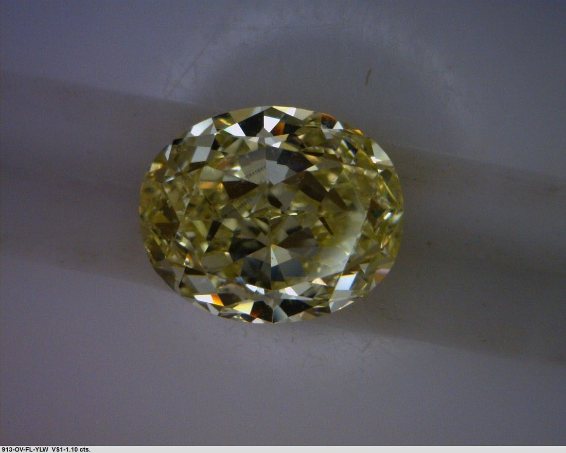Loose Diamond - OVAL 1.1ct Fancy Light Yellow VS1: Loose Diamond - OVAL 1.1ct Fancy Light Yellow VS1 Source: Natural Shape: OVAL Carats: 1.1 Color: Fancy Light Yellow Certification: GIA PLEASE NOTE: Framed, Large, or heavy items do not have shipping c