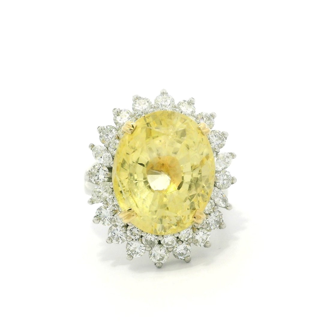 GIA Certified No Heat Yellow Sapphire Diamond Cocktail Ring Platinum Gold: GIA Certified No Heat Yellow Sapphire Diamond Cocktail Ring Platinum Gold Vintage cocktail ring featuring a natural yellow sapphire and diamond design. The ring is crafted in solid platinum with yello