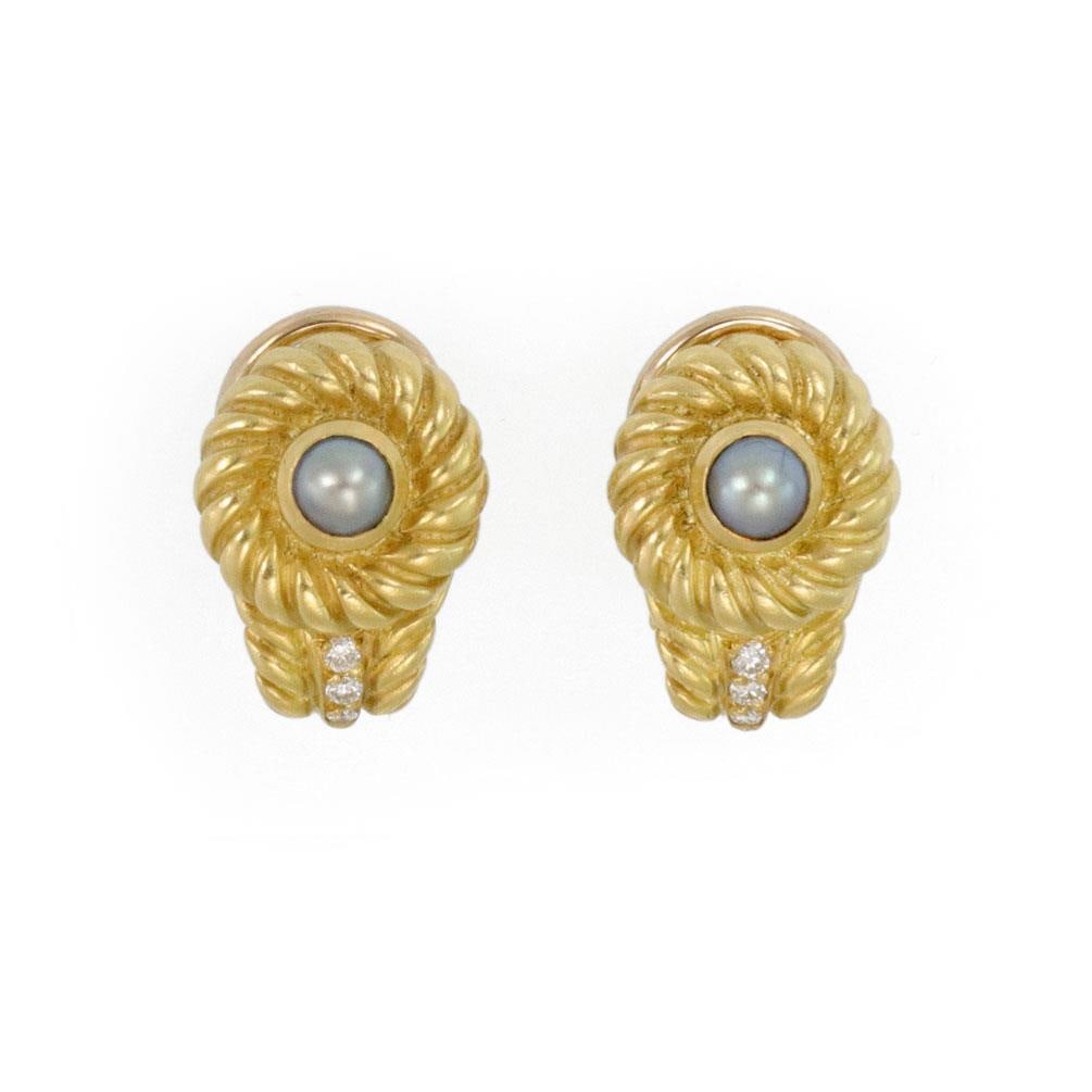 Judith Ripka 18k Yellow Gold Huggie Earrings with Diamonds and Pearl: Judith Ripka 18k Yellow Gold Huggie Earrings with Diamonds and Pearl Enhance your jewelry collection with these exquisite huggie earrings by Judith Ripka. Crafted from luxurious 18k yellow gold, these