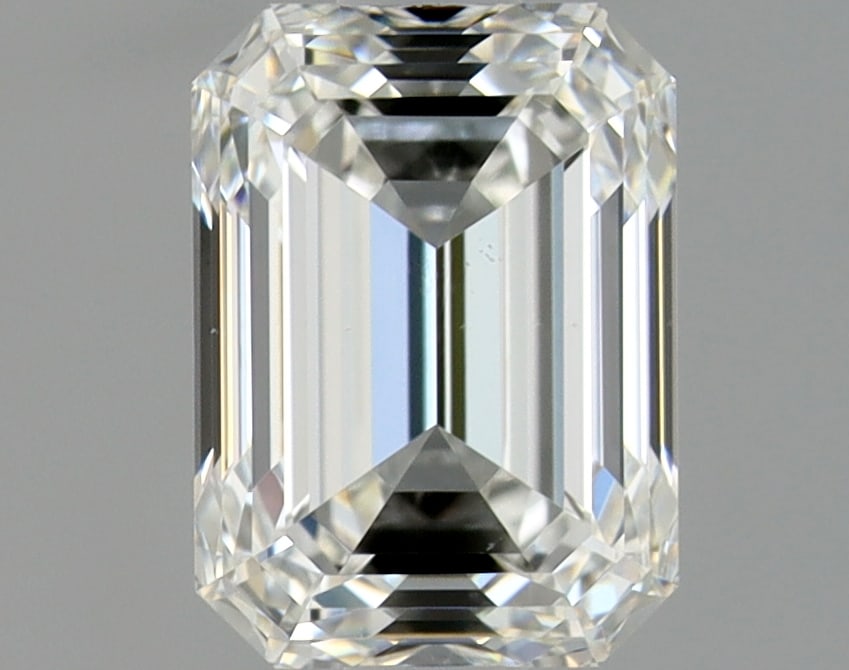 Loose Diamond - EMERALD 1.2ct G VS2: Loose Diamond - EMERALD 1.2ct G VS2 Source: Natural Mined Diamond Shape: EMERALD Carats: 1.2 Color: G Clarity: VS2 Certification: GIA Condition: Pre-Owned PLEASE NOTE: Framed, Large, or heavy items do