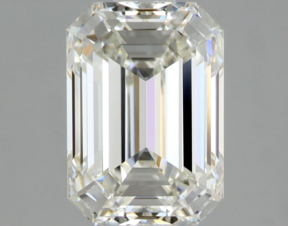 Loose Diamond - EMERALD 1.4ct I VVS1: Loose Diamond - EMERALD 1.4ct I VVS1 Source: Natural Mined Diamond Shape: EMERALD Carats: 1.4 Color: I Clarity: VVS1 Certification: GIA Condition: Pre-Owned PLEASE NOTE: Framed, Large, or heavy items 