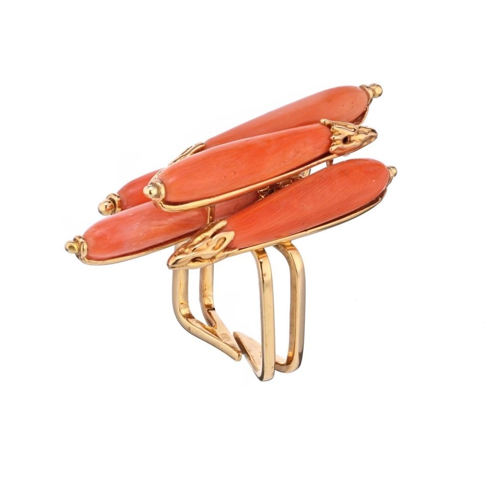 Pierre Sterle 18K Yellow Gold Vintage Elongated Multi Coral Ring: Pierre Sterle 18K Yellow Gold Vintage Elongated Multi Coral Ring This stunning estate ring features an elongated design crafted from 18K yellow gold, showcasing a unique and dramatic style. The ring i
