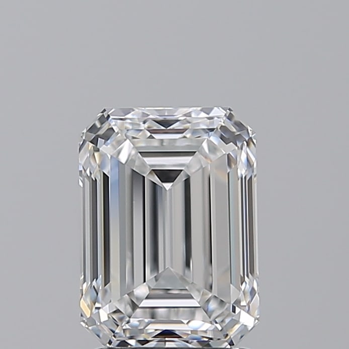 Loose Diamond - EMERALD 2.2ct E VS1: Loose Diamond - EMERALD 2.2ct E VS1 Source: Natural Mined Diamond Shape: EMERALD Carats: 2.2 Color: E Clarity: VS1 Certification: GIA Condition: Pre-Owned PLEASE NOTE: Framed, Large, or heavy items do