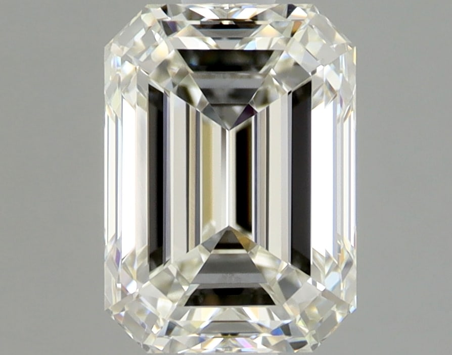 Loose Diamond - EMERALD 1.3ct I VVS1: Loose Diamond - EMERALD 1.3ct I VVS1 Source: Natural Mined Diamond Shape: EMERALD Carats: 1.3 Color: I Clarity: VVS1 Certification: GIA Condition: Pre-Owned PLEASE NOTE: Framed, Large, or heavy items 