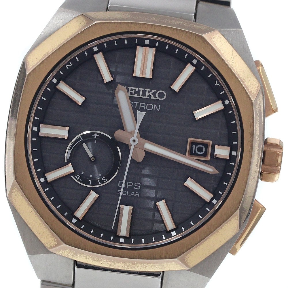 SEIKO Astron Nextar SBXD014 3X62-0AA0 Mens Titanium Wristwatch: SEIKO Astron Nextar SBXD014 3X62-0AA0 Mens Titanium Wristwatch Pre-owned Seiko Astron Nextar men's wristwatch with a black dial and solar radio-controlled movement. This model features a date display 