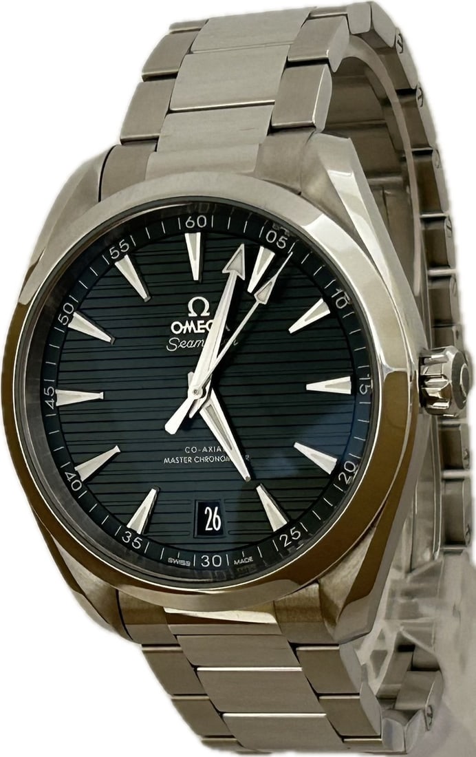Omega 220.10.41.21.10.001 Seamaster Aqua Terra 150M men's automatic watch: Omega 220.10.41.21.10.001 Seamaster Aqua Terra 150M men's automatic watch Pre-owned Omega Seamaster Aqua Terra 150M men's wristwatch with automatic movement and a 41mm stainless steel case. It feature