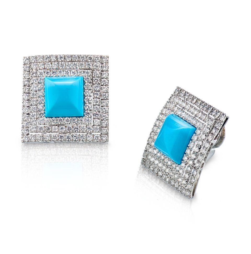 Stunning 18K White Gold 10.80ct Diamond Turquoise Clip-On Earrings: Stunning 18K White Gold 10.80ct Diamond Turquoise Clip-On Earrings Make a statement with these stunning 18K White Gold Clip-On Earrings, featuring an impressive total diamond weight of 10.80 carats. T