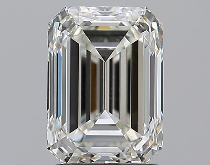 Loose Diamond - EMERALD 2.01ct I VS2: Loose Diamond - EMERALD 2.01ct I VS2 Source: Natural Mined Diamond Shape: EMERALD Carats: 2.01 Color: I Clarity: VS2 Certification: GIA Condition: Pre-Owned PLEASE NOTE: Framed, Large, or heavy items 