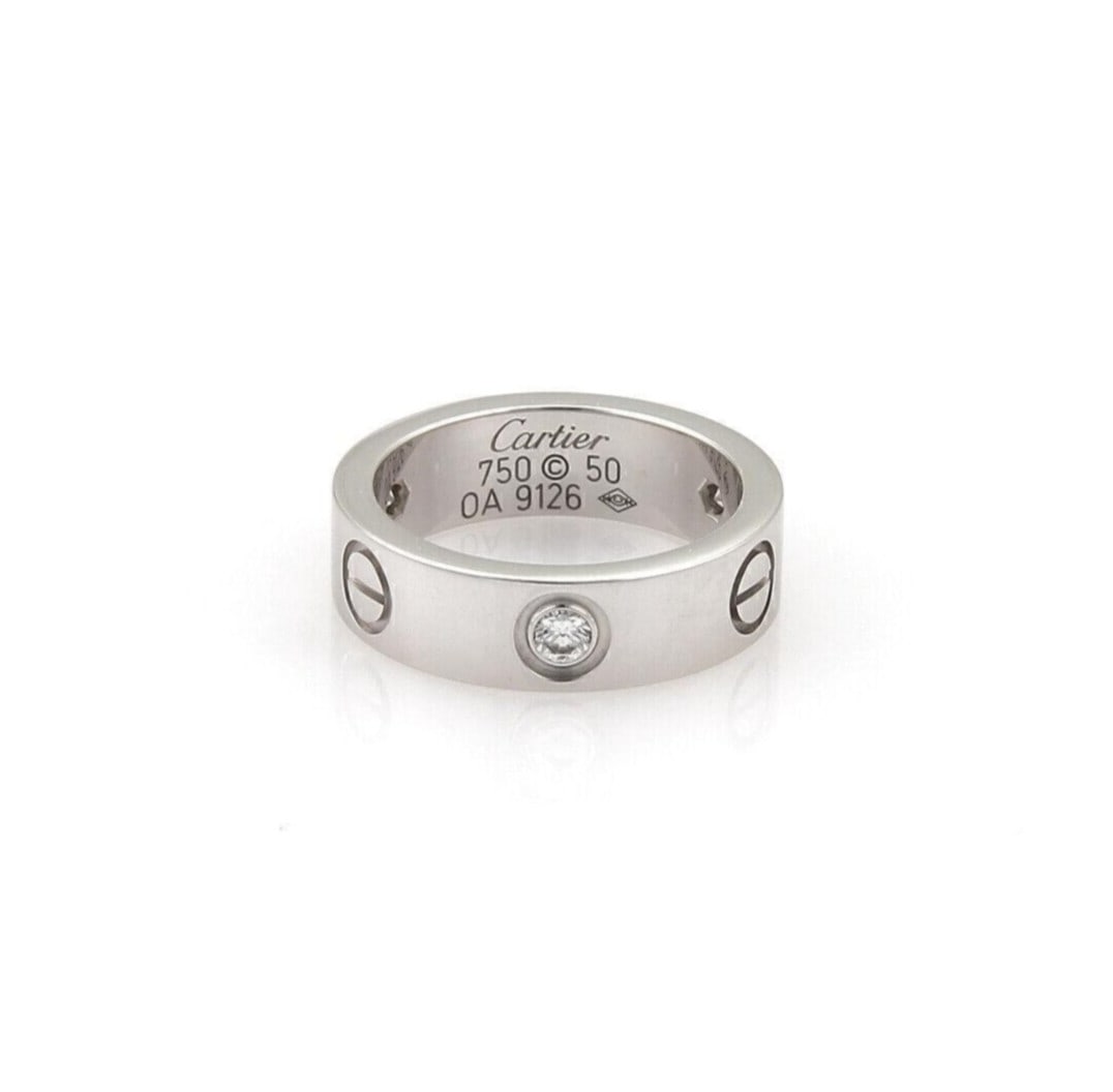 Cartier LOVE 3 Diamond Band Ring 18k White Gold Size 50 Cert: Cartier LOVE 3 Diamond Band Ring 18k White Gold Size 50 Cert Pre-owned Cartier LOVE 3 Diamond band ring crafted in 18k white gold, featuring the collection's iconic screw motif and three bezel-set nat