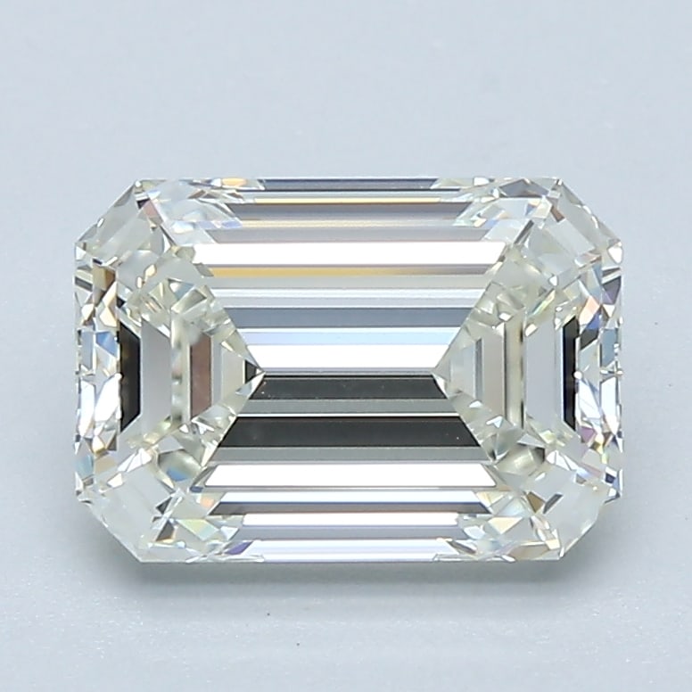 Loose Diamond - EMERALD 2.03ct J VVS2: Loose Diamond - EMERALD 2.03ct J VVS2 Source: Natural Mined Diamond Shape: EMERALD Carats: 2.03 Color: J Clarity: VVS2 Certification: GIA Condition: Pre-Owned PLEASE NOTE: Framed, Large, or heavy item